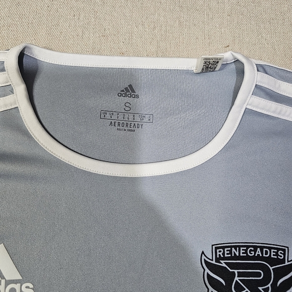 Adidas RSC Renegades Soccer Club Youth Soccer Jersey Size small gray and white - Picture 5 of 7